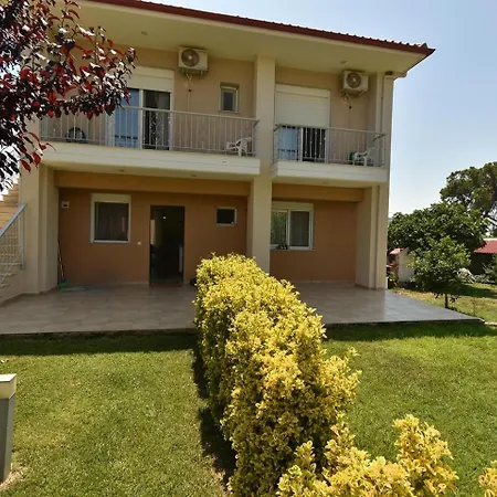 Lemon 2 Sea Side Apartment, * Никити